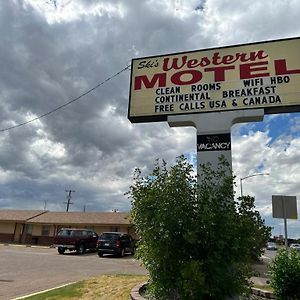 Ski'S Western Motel Great Falls Exterior photo