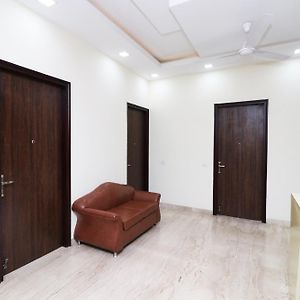 Oyo 16865 Dawer House Hotel Faridabad Exterior photo