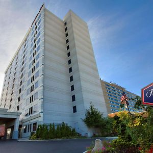 Hampton Inn Ny-Jfk New York Exterior photo