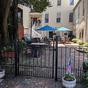 The Richard Johnston Inn & 1890 Caroline House Fredericksburg Exterior photo