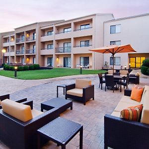 Courtyard By Marriott Huntsville University Drive Exterior photo