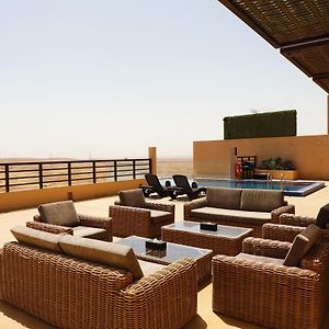 The Cliff Resort Riyadh Exterior photo