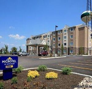 Microtel Inn & Suites By Wyndham Wheeling At The Highlands Triadelphia Exterior photo