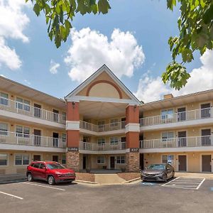 Extended Stay America Suites - Greensboro - Wendover Ave - Big Tree Way Exterior photo
