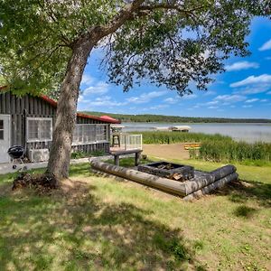 Lakefront Motley Vacation Rental With Deck And Dock! Exterior photo