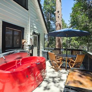 Twin Peaks Vacation Rental With Hot Tub! Exterior photo