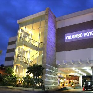 Bueno Colombo Hotel Yogyakarta Exterior photo