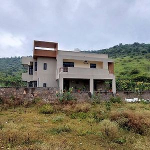 Villa By The Hill Udaipur Exterior photo