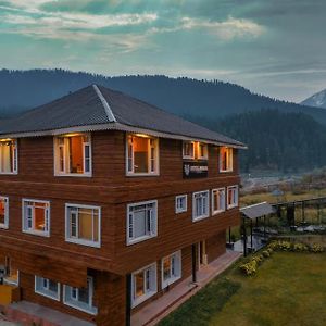 Marina Drung Waterfall By Stay Pattern Gulmarg Exterior photo