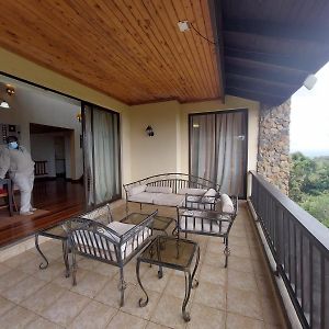 Great Rift Valley Lodge And Golf Resort Naivasha Exterior photo