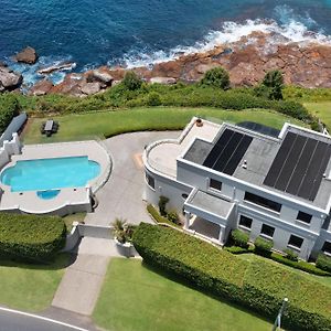 "Kookaburra" - Oceanfront 4-Bed With Amazing Views Villa Avalon Exterior photo