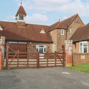 The Coach House Villa Haywards Heath Exterior photo