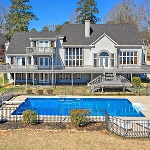 Luxe Mansion W Private Lake And Pool Evans Exterior photo