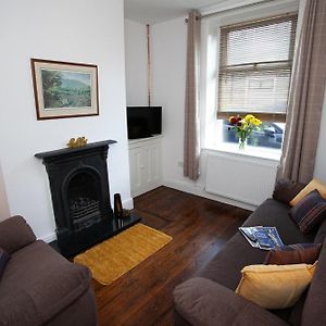 Spacious 3 Bedroom Cottage In Whalley Exterior photo