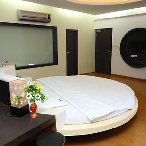 Vits Select Grand Inn, Ratnagiri Exterior photo