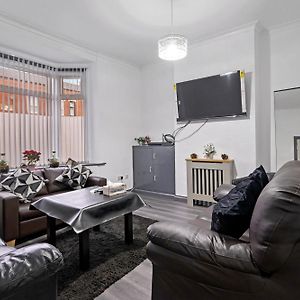 Stunning 5 Bedroom Home Long Stays Contactors Welcome Birmingham Exterior photo