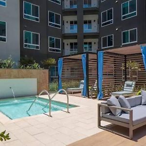 Huge 2Bd Apt Near Disneyland And Anaheim Conv Center Santa Ana Exterior photo