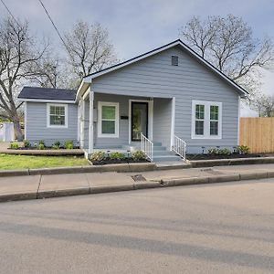 Lovely Waco Retreat With Yard And Patio 2 Mi To Dtwn! Exterior photo