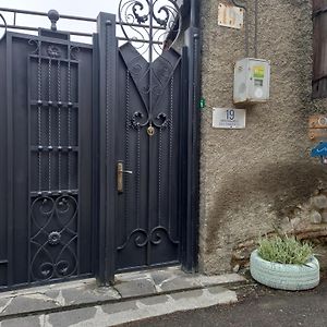 Old Gate Hotel Telavi Exterior photo