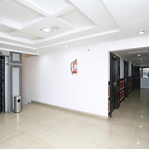 Hotel Saraswathi Residency Near Sr Nagar Metro Station Hyderabad Exterior photo