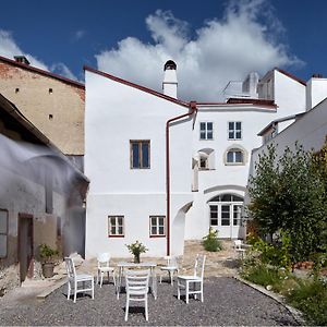 Stara Pekarna/Old Bakery Hotel Znojmo Exterior photo