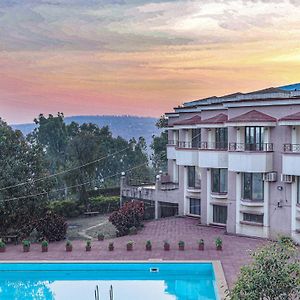 The Dhanhills - A Valley View Hotel In Panchgani Exterior photo