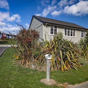 Drasko'S Den - Ohakune Holiday Home Exterior photo