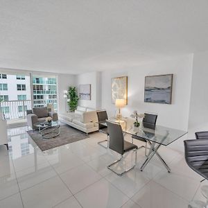 Luxury 1 Bedroom Apartment • Brickell • Unique Views Miami Exterior photo
