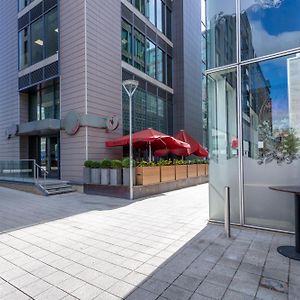 Luxury Apartment - City Centre - Free Parking, Fast Wifi, Sky Tv And Netflix By Yoko Property Milton Keynes Exterior photo