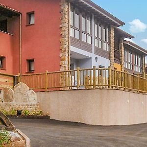 2 Bedroom Lovely Apartment In Villaviciosa Villaviciosa  Exterior photo