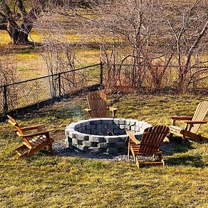 All Seasons Cottage - Game Room - Firepit By Zen Living Short Term Rental Luray Exterior photo