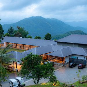 Simpson'S Forest Hotel Kandy Exterior photo