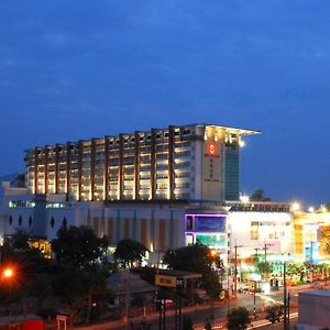 Sunee Grand Hotel And Convention Center Ubon Ratchathani Exterior photo