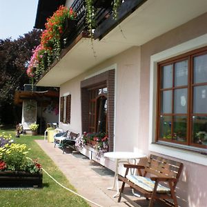 Haus Sundl - Privatzimmer Emmersdorf an der Donau Exterior photo