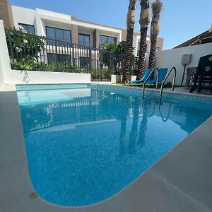 Relaxing Villa With Access To Pool And Beach Ras al-Khaimah Exterior photo