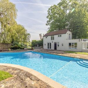 Windsor Riverside Gem, 2 Houses, Heated Pool Exterior photo
