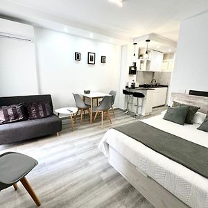 Apartamento Premium Con Piscina - Recepcion 24Hs Apartment Benalmadena Exterior photo
