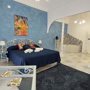 Gl Golden City Apartments Catania Room photo