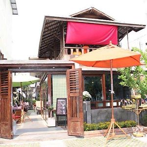 Pj House Hotel Chiang Mai Exterior photo