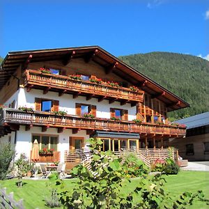 Haus Am Muhlbach Hotel Weissensee Exterior photo