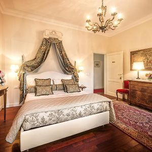 Duchessa Margherita Chateaux & Hotels Vicoforte Room photo