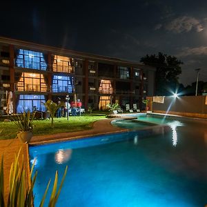 Sherbourne Hotel Kitwe Exterior photo