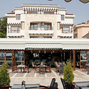 Selena Hotel Balchik Exterior photo