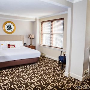 Hotel Phillips Kansas City, Curio Collection By Hilton Exterior photo