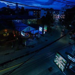 Abbey Road Hotel Patong Exterior photo