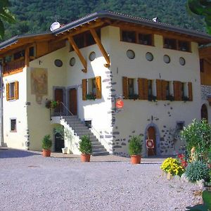 Locanda Borgo Chiese Condino Exterior photo