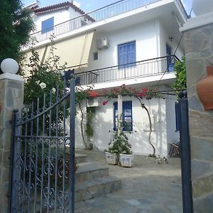 Villa Popi Methana Exterior photo
