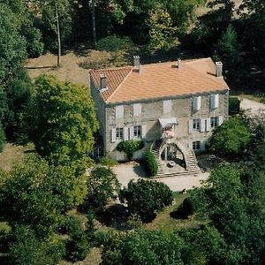 Manoir Angle Bed & Breakfast Blanzay-sur-Boutonne Exterior photo