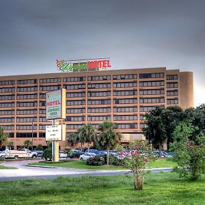Mcm Elegante Hotel & Conference Center Beaumont Exterior photo
