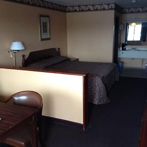 Executive Inn And Suites Mission Room photo